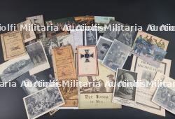 Fort lot de photos, cartes postales et documents allemands. Large lot of German photographs, postcards, and documents.