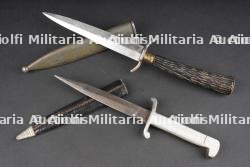 Poignard stylet et poignard artisanal. Stiletto dagger and trench-made dagger.