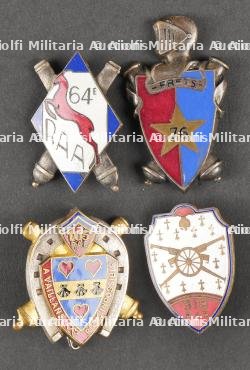 Lot d'insignes d'artillerie. Artillery insignias. — photo 4