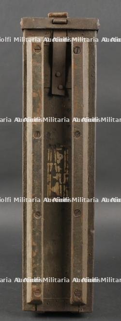 Boite Hotchkiss et bretelles. Hotchkiss ammunition box and straps — photo 5