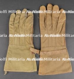 Lot d'équipements motocycliste. Motorcyclist equipment. — photo 19
