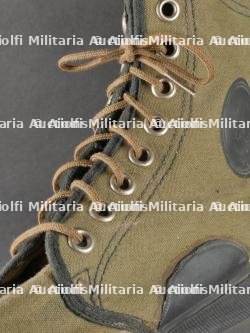 Chaussures de brousse Extrême Orient. Far East jungle shoes — miniature 8