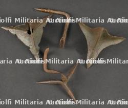 Crèves pneus SOE. SOE tire puncture devices — photo 2