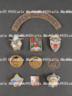 Lot d'insignes RIF et RIA. Insignia set. — miniature 1