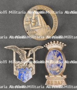 Lot d'insignes BAF. BAF insignia. — miniature 2