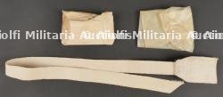 Ensemble Pochettes à pansements Commandos Parachutistes Type II 48 datée 1953. Commandos Parachutists Type II 48 dressing pouches set dated 1953 — miniature 14