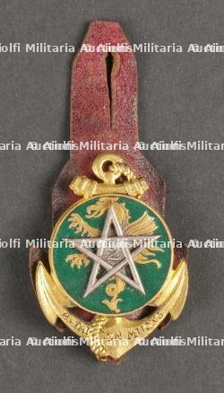 Béret 2ème Muong et insignes. 2nd Muong beret and insignia — miniature 14