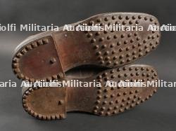 Paire de brodequins 1917. French 1917 boots. — miniature 6