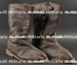 Paire de bottes de vol fourrées Airlux. Airlux lined flight boots.