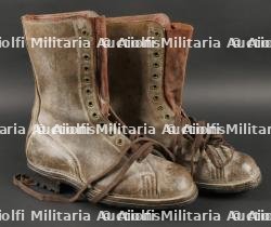 Paire de bottes de saut TAP 50. Pair of TAP 50 jump boots — miniature 2