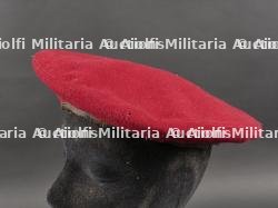 Béret rouge parachutistes en 3 parties. Red beret paratroopers three piece — photo 2