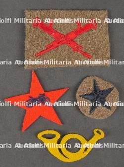 Lot d'insignes divers. Lot of various insignia. — photo 8