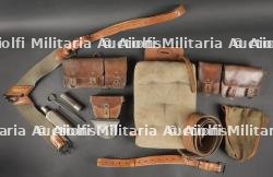 Lot d'équipements France 40. French 40 equipment.