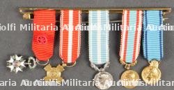 Lot de de médailles et insignes. Insignia and medals. — miniature 2