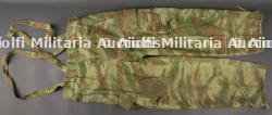 Pantalon TAP 4753 camouflé daté 54. TAP 4753 camouflage trousers dated 1954