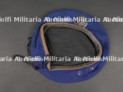 Béret Bleu Roy Réglementaire en 3 parties. Royal blue regulation beret three piece — photo 11