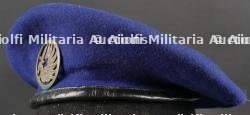 Béret Bleu Roy parachutistes modèle 52. Blue Royal paratrooper beret model 52