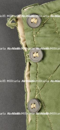 Ensemble d'équipements ViêtCong. Vietcong equipment set — miniature 8
