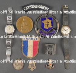 Lot d'insignes divers. Assorted insignia lot