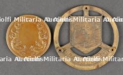 Lot d'insignes divers. Assorted insignia lot — miniature 7