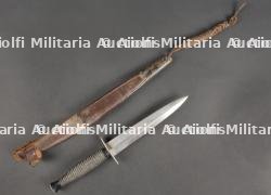 Dague Le Commando. Le Commando dagger