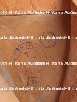 Paire de bottes de saut TAP 50 datées 51. Pair of TAP 50 jump boots dated 51 — miniature 12
