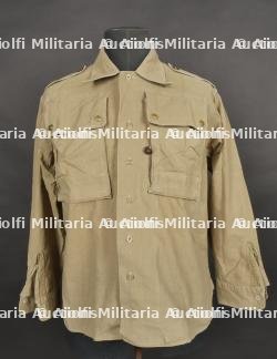 Chemise de saut. Jump shirt