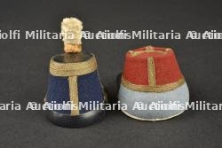 2 miniatures de képis — miniature 4