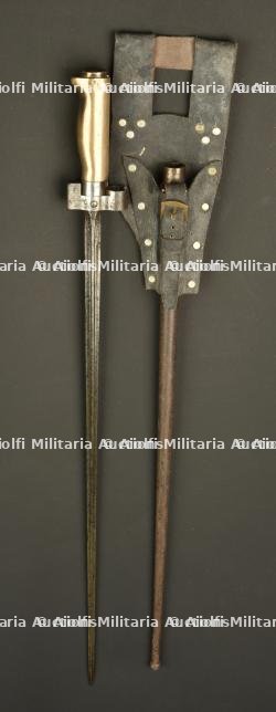 Baïonnette Rosalie modèle 1886 sans quillon avec porte fourreau riveté — photo 5