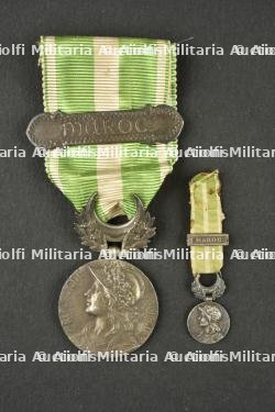Médaille commémorative du Maroc 1909 et sa réduction
