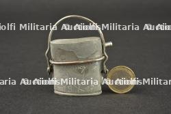Briquet de tranchée en forme de Bouthéon — miniature 2