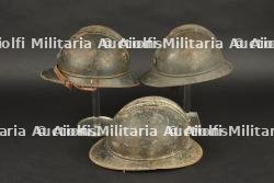Lot de 3 casques Adrian modèle 1915 — miniature 7