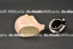 Pot à moutarde tête de cochon à casque à pointe — miniature 2