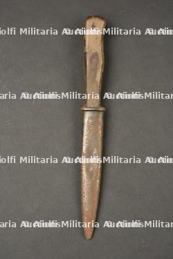 Couteau de botte allemand.