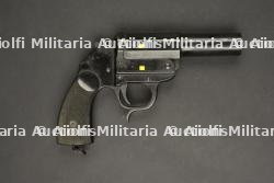 Pistolet lance fusée allemand.