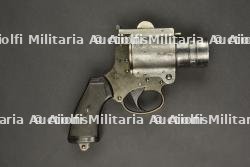 Pistolet lance fusée britannique.