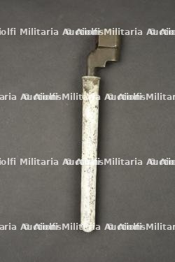 Baïonnette anglaise clou MkII fourreau camouflé blanc