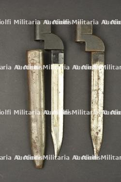 Lot de 2 baïonnettes anglaises numéro 9
