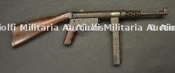 Pistolet mitrailleur Gevarm D4.