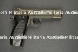 Pistolet MAC 50.