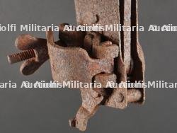 Coupe barbelé pour le fusil russe Mosin-Nagant. Barbed wire cutter for the Russian Mosin-Nagant rifle — miniature 4