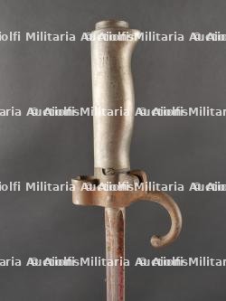 Epée-baïonnette 1886 avec marquage T.I. sur le pommeau et porte-fourreau cuir. 1886 Sword Bayonet with T.I. Mark on Pommel and Leather Scabbard Holder — miniature 8