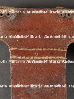 Pic hache allemand avec son harnais cuir. German Pickaxe with Leather Harness — miniature 6