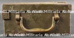 Caisse pour la garnisseuse de bande de mitrailleuse Hotchkiss. Ammunition Box for Hotchkiss Machine Gun Belt Loader — miniature 6