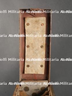 Caisse pour bandes de mitrailleuse française Hotchkiss régimentée au 122e Territorial. French Hotchkiss Machine Gun Belt Box, Marked 122nd Territorial Regiment — photo 13