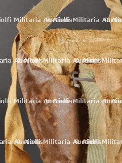 Masque anti-gaz français M2 dans sa pochette. French M2 Gas Mask in Carrying Pouch — miniature 12