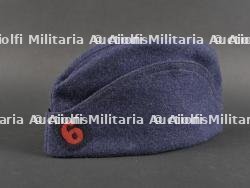 Bonnet de police Mle 1891 gris de fer bleuté du 6e RI. Model 1891 Side Cap, Iron Blue-Grey, 6th Infantry Regiment