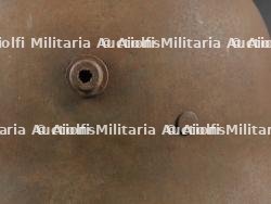 Casque allemand Stahlhelm M1916 avec sa jugulaire. German M1916 Stahlhelm with Chinstrap — miniature 7