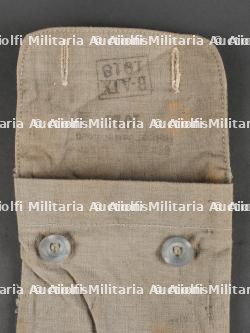 Piquets de tente avec leur housse en toile feldgrau. German Tent Pegs with Field-Grey Canvas Cover — photo 3