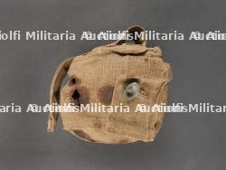 Pochette allemande en toile pour cartouche filtrante anti-gaz. German Canvas Pouch for Gas Mask Filter Cartridge